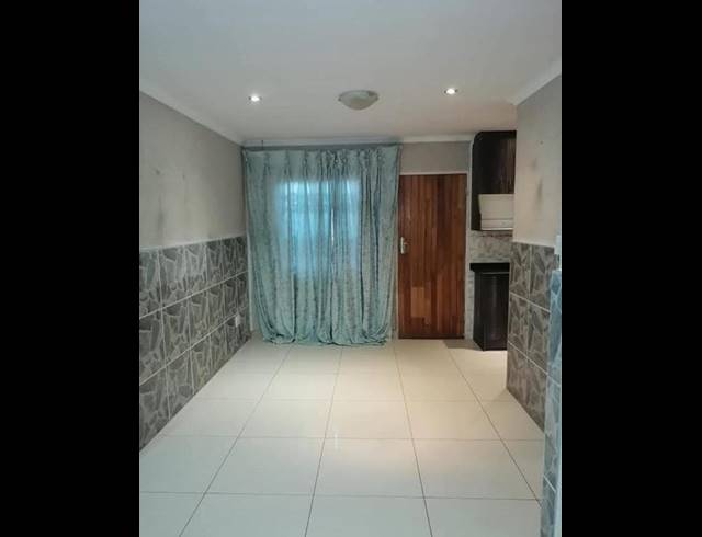 3 BEDROOM PROPERTY TO RENT IN PROTEA GLEN EXT